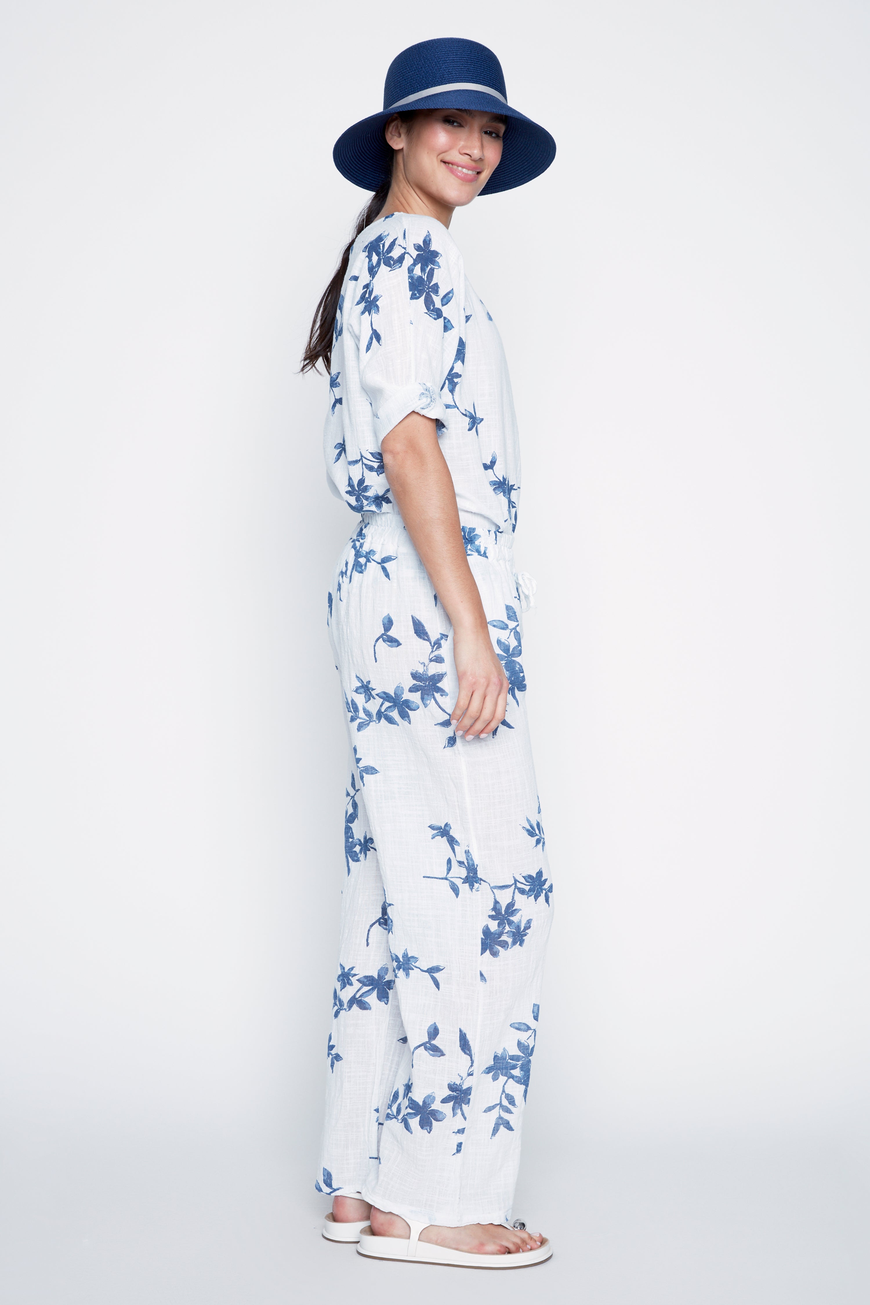 Pull on floral print cotton pant