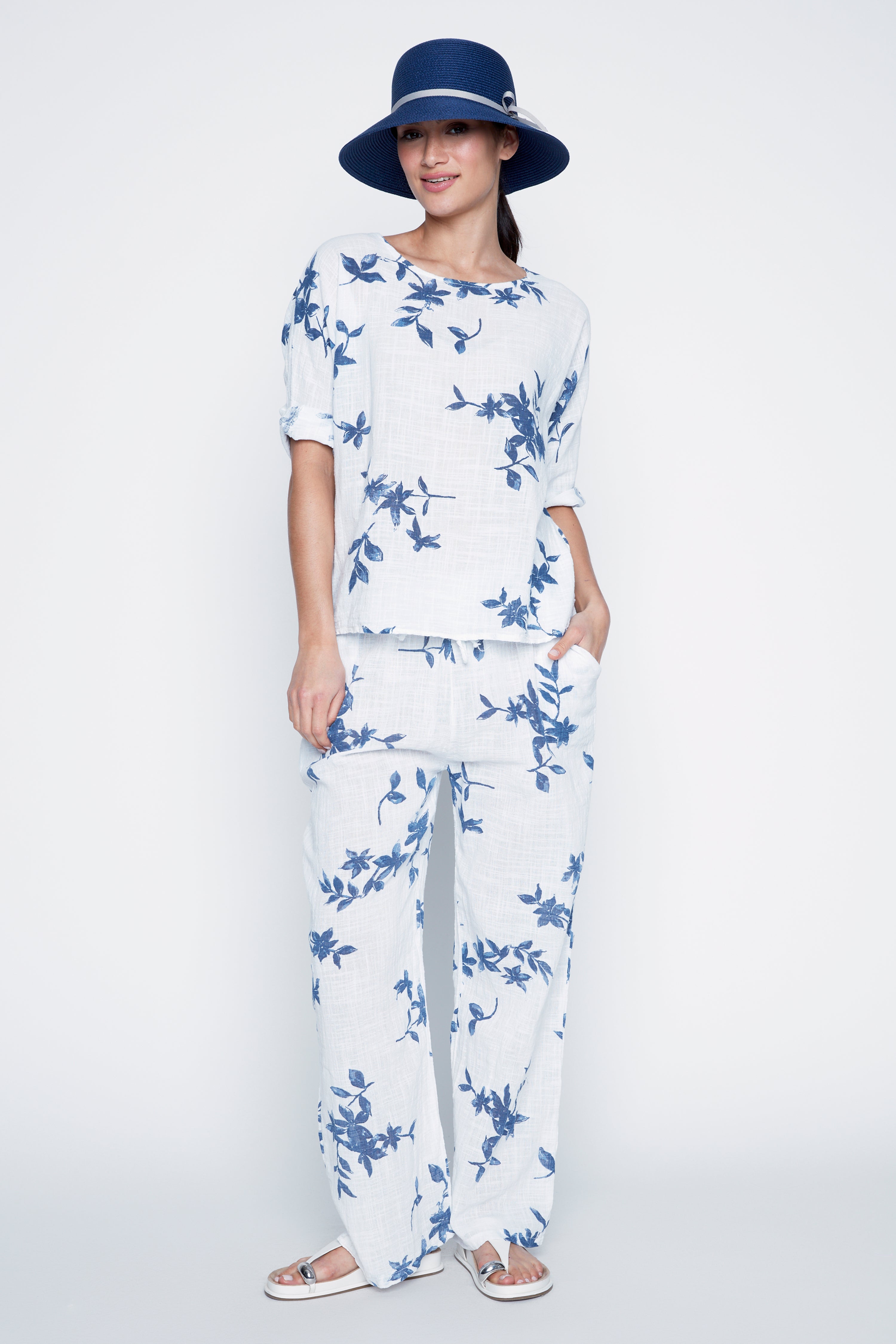Pull on floral print cotton pant