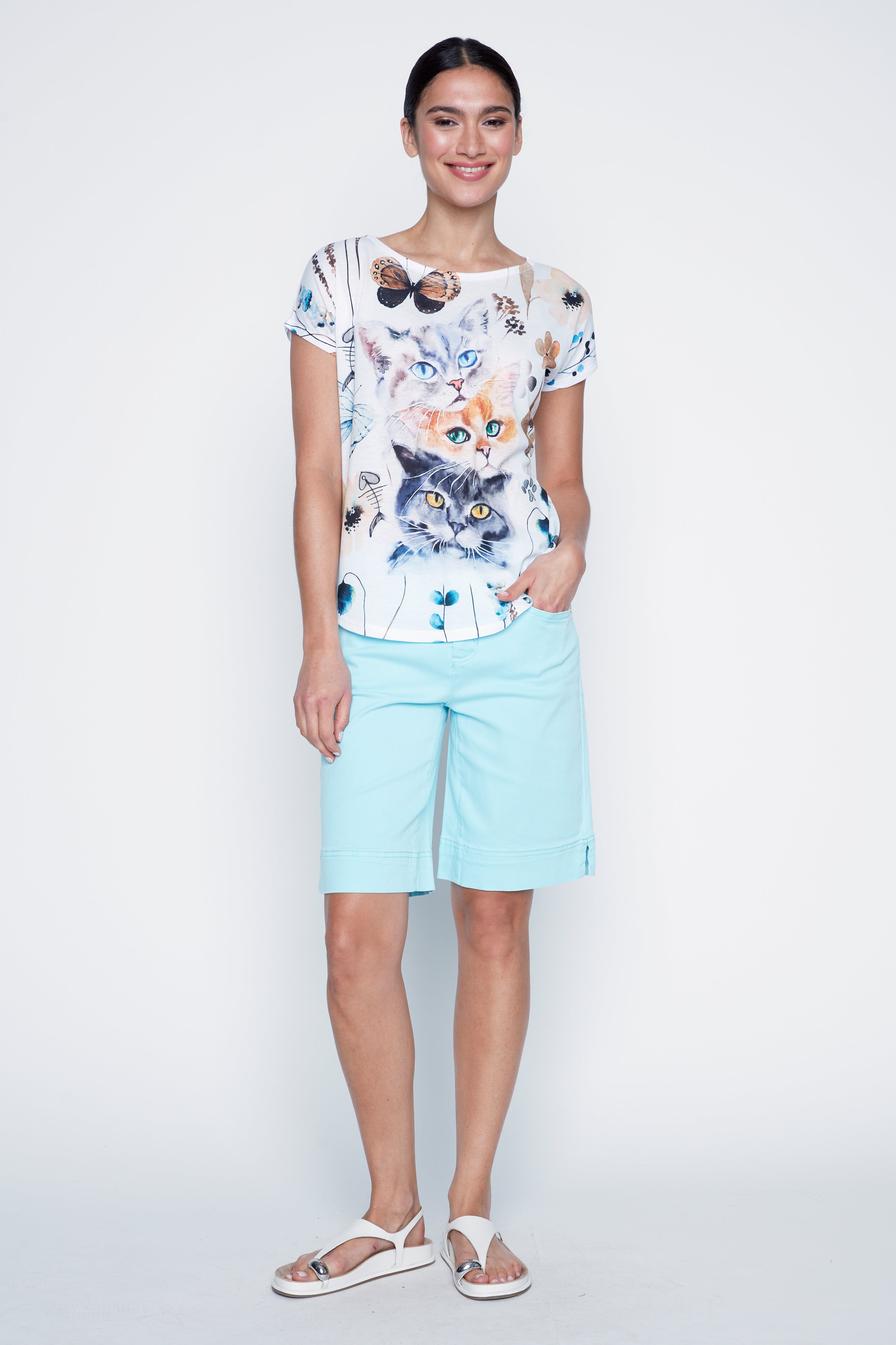 Le t-shirt avec motif trois chats
