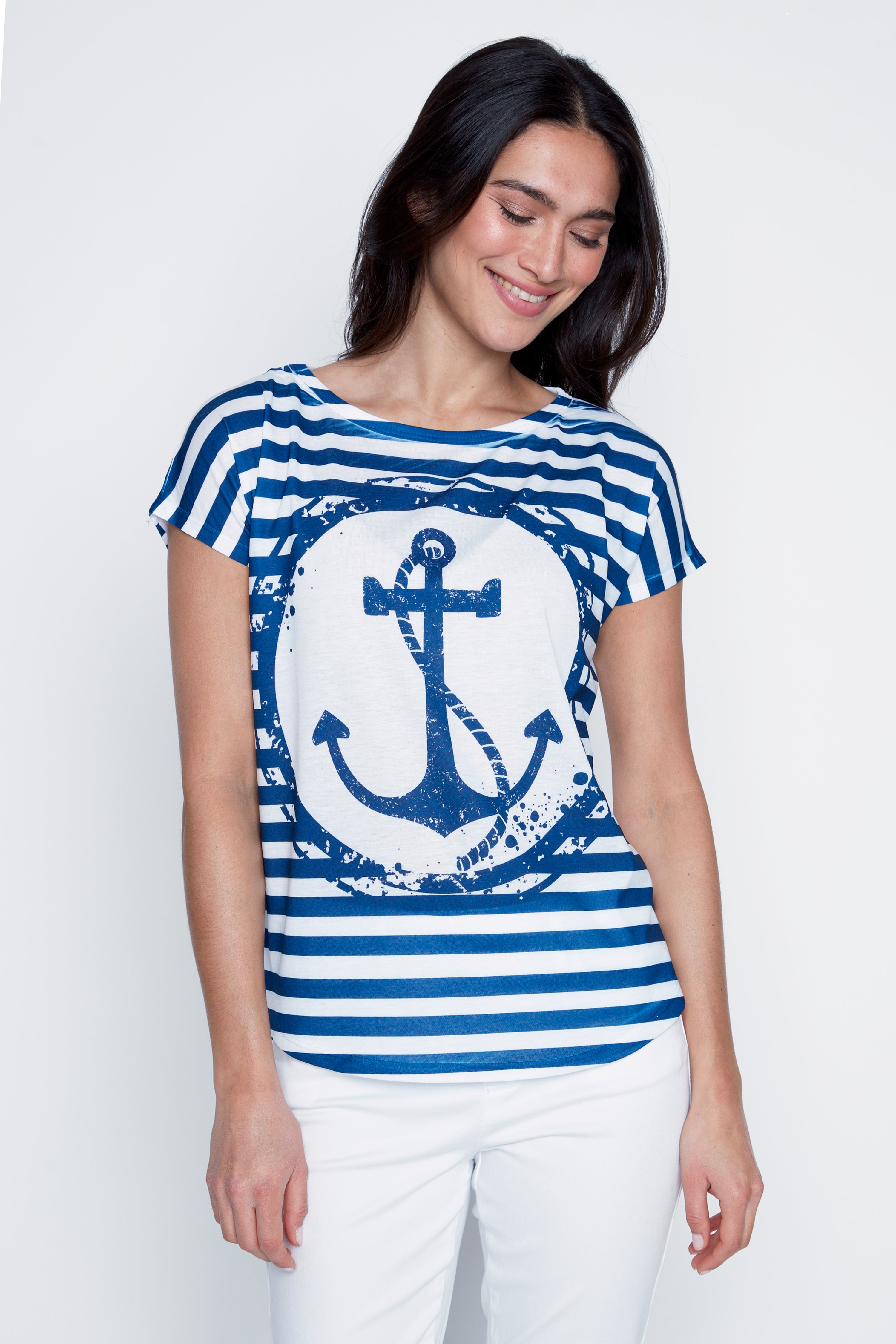 Le t-shirt à rayures et imprimé ancre