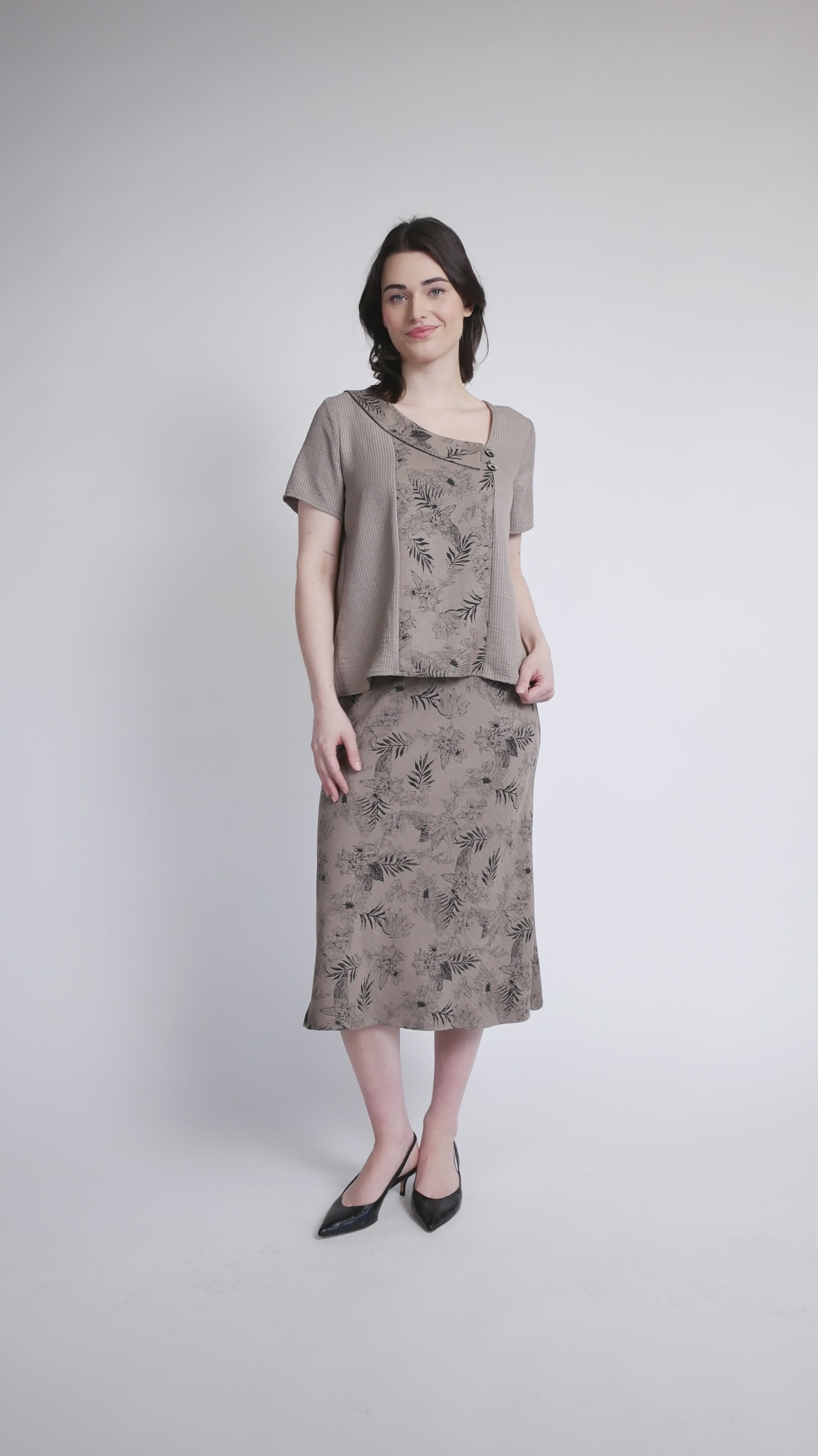 #color_TAUPE