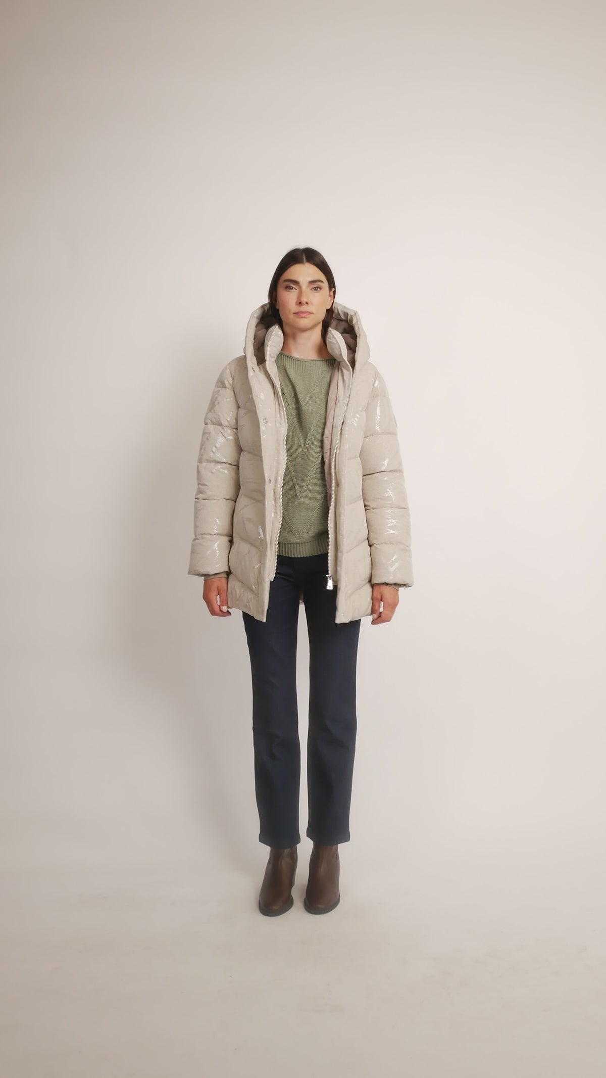 #color_BEIGE