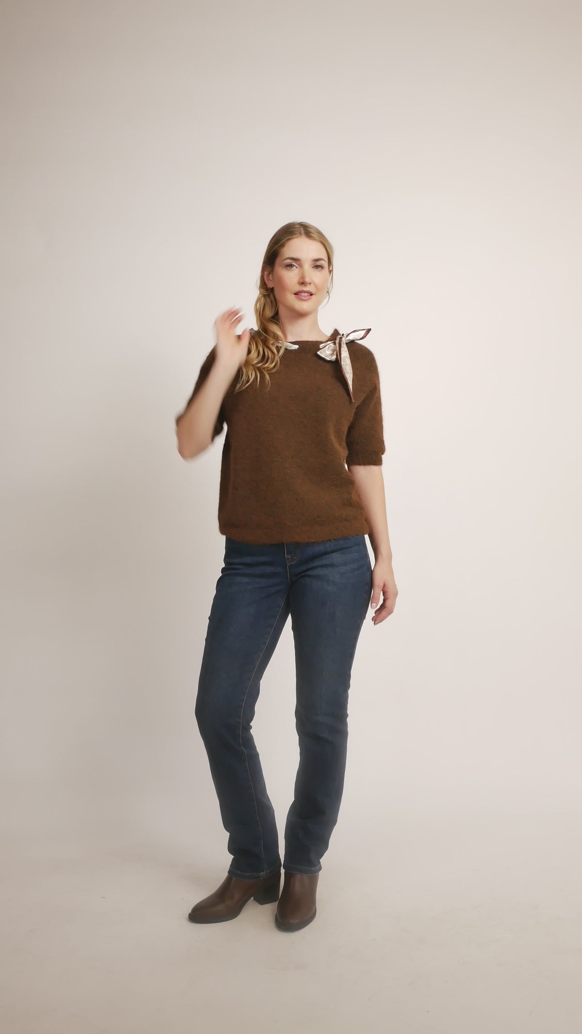 #color_BROWN