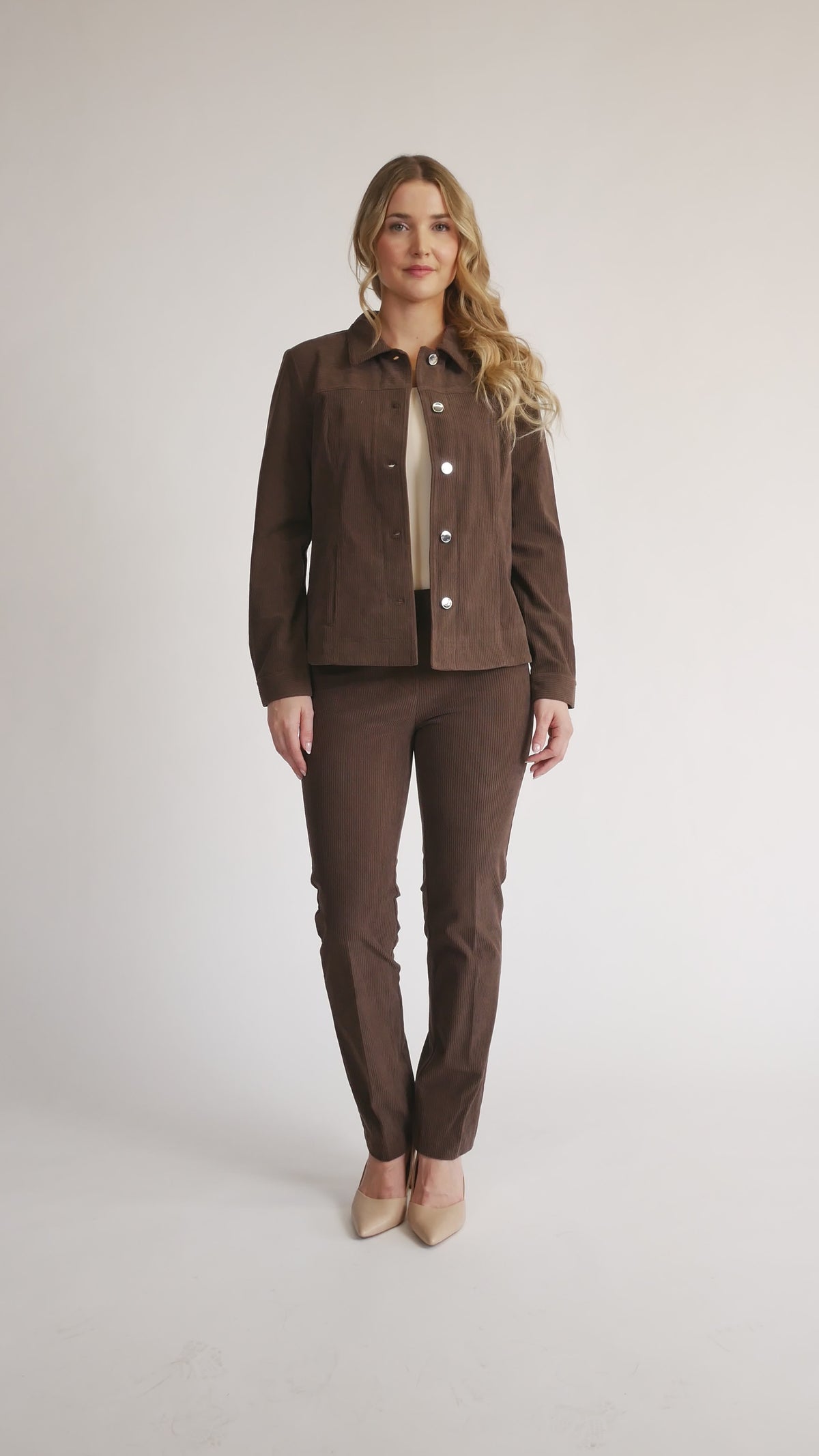 #Color_BROWN