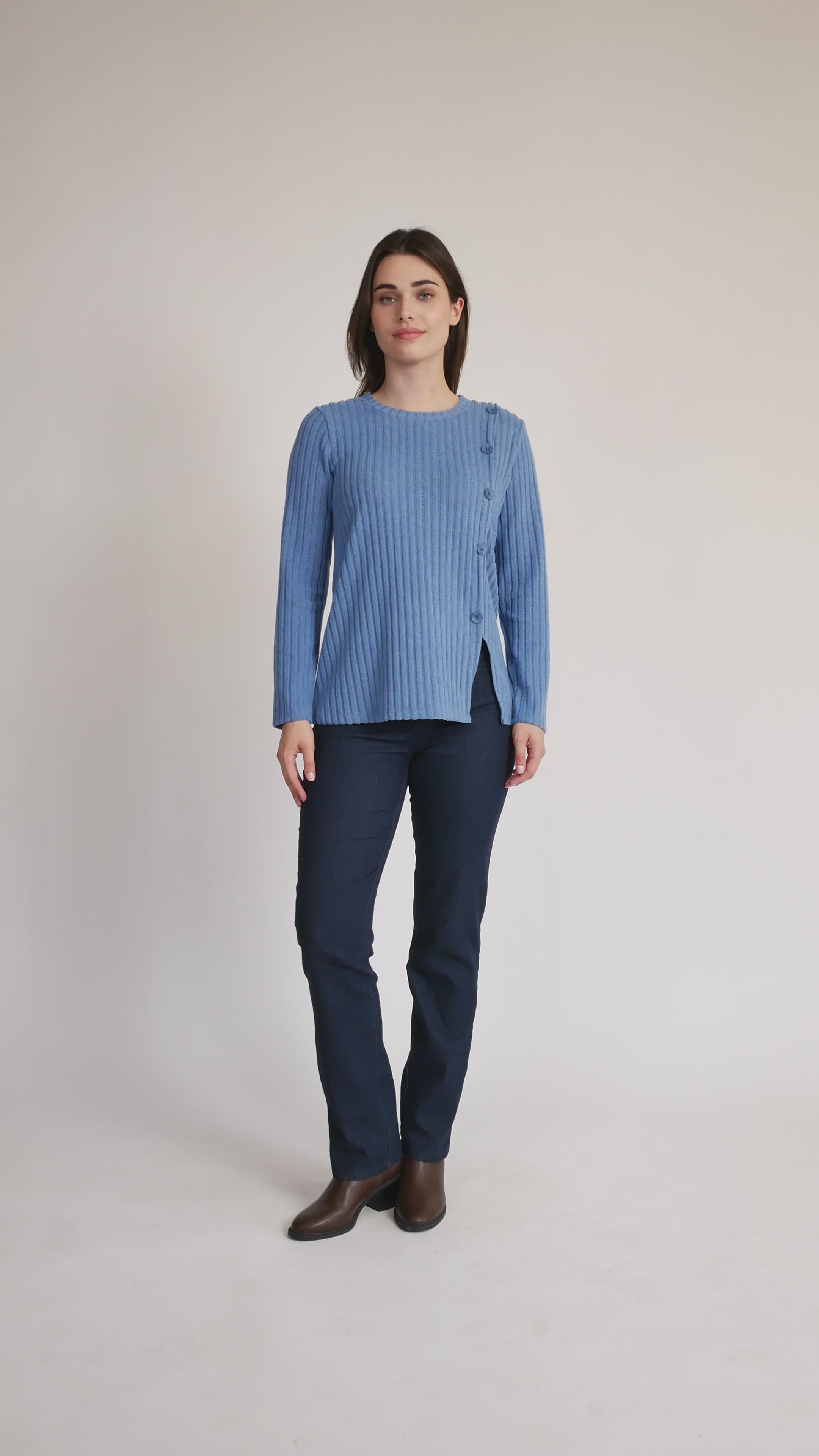#Color_CHAMBRAY