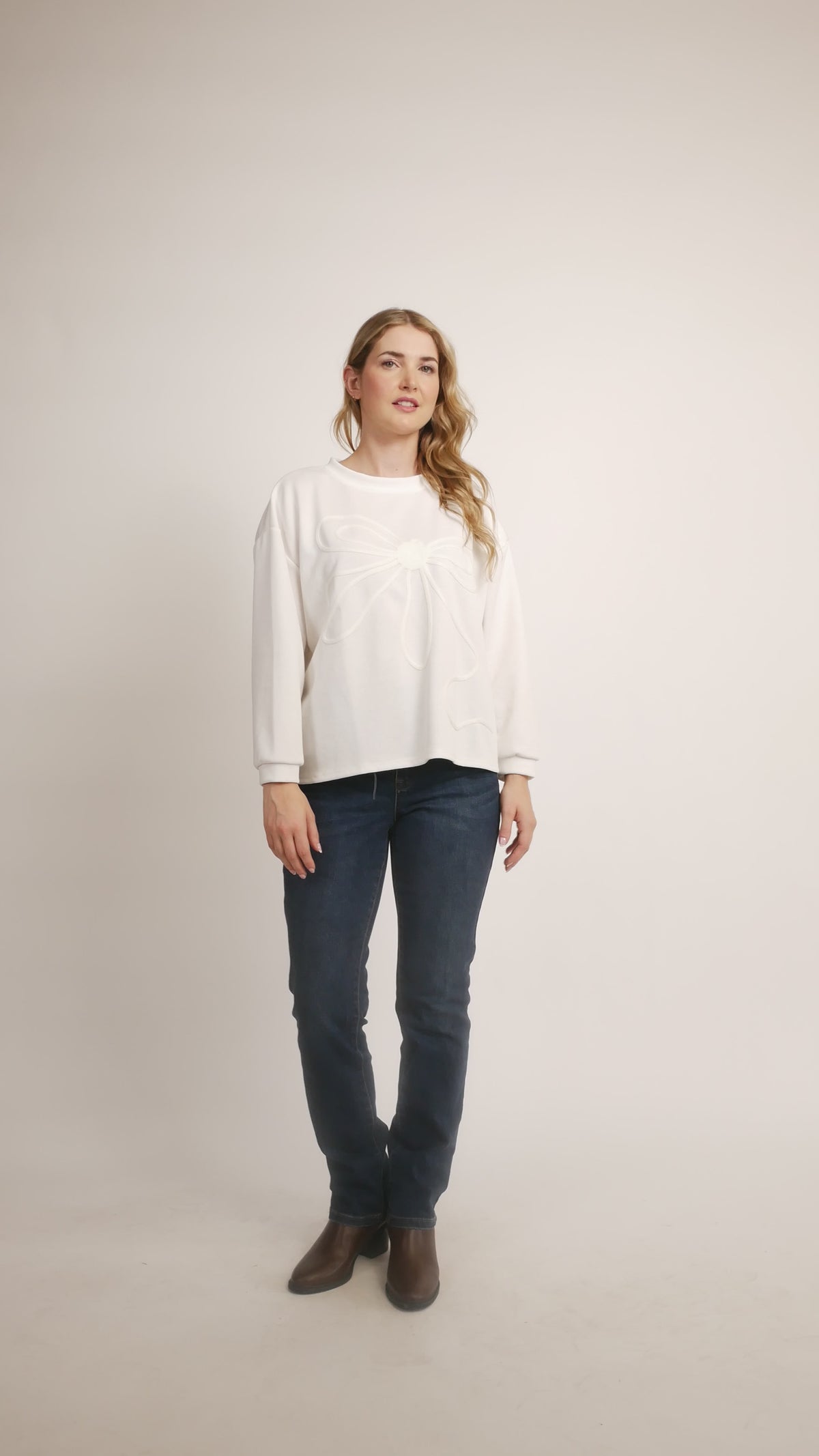 #color_IVORY